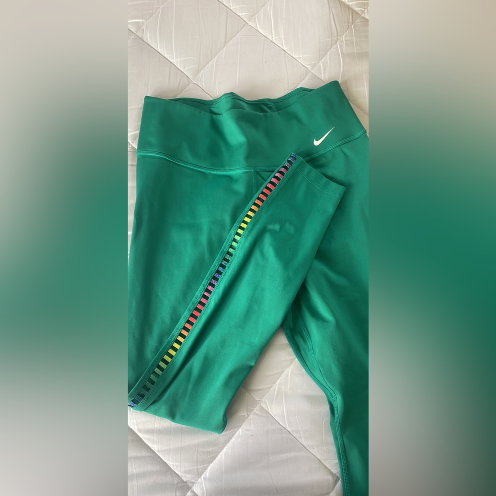 Nike Womens Leggings